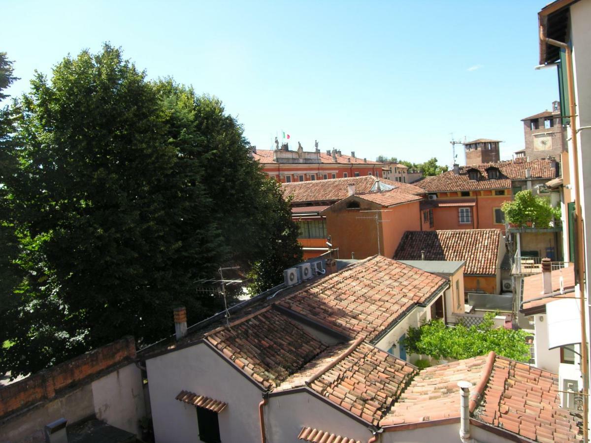 Frühstückspension Antica Via Roma Garden View 2*