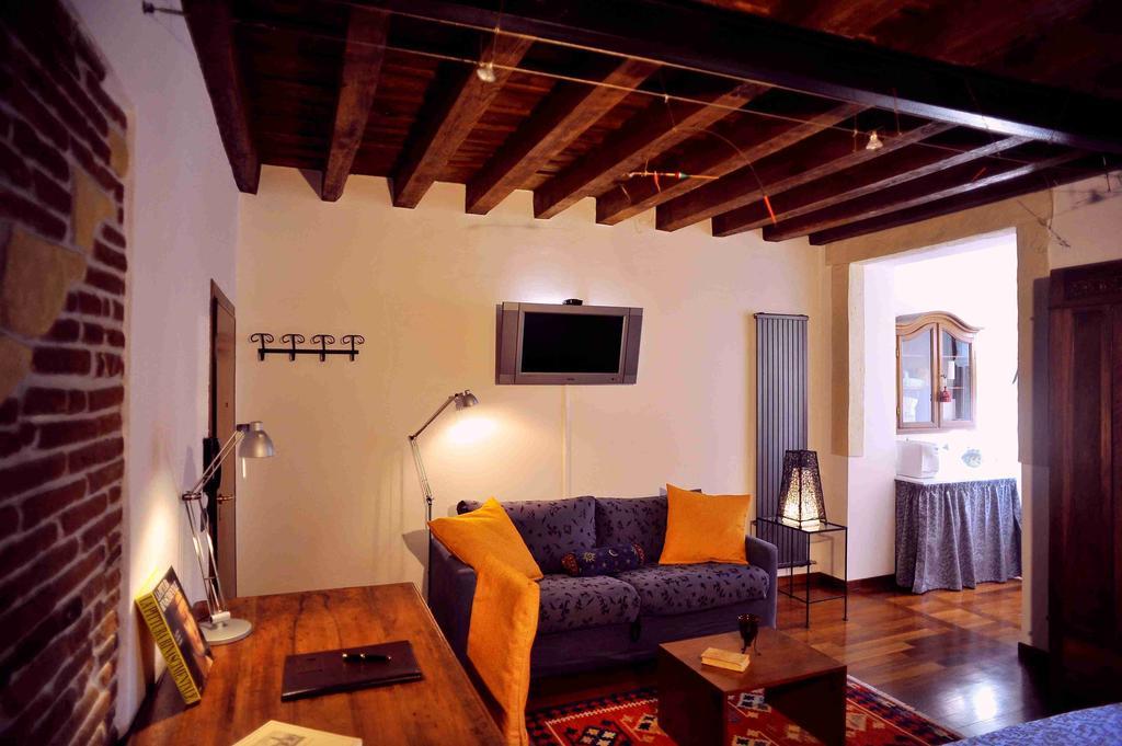 Bed & Breakfast Antica Via Roma Garden View Verona